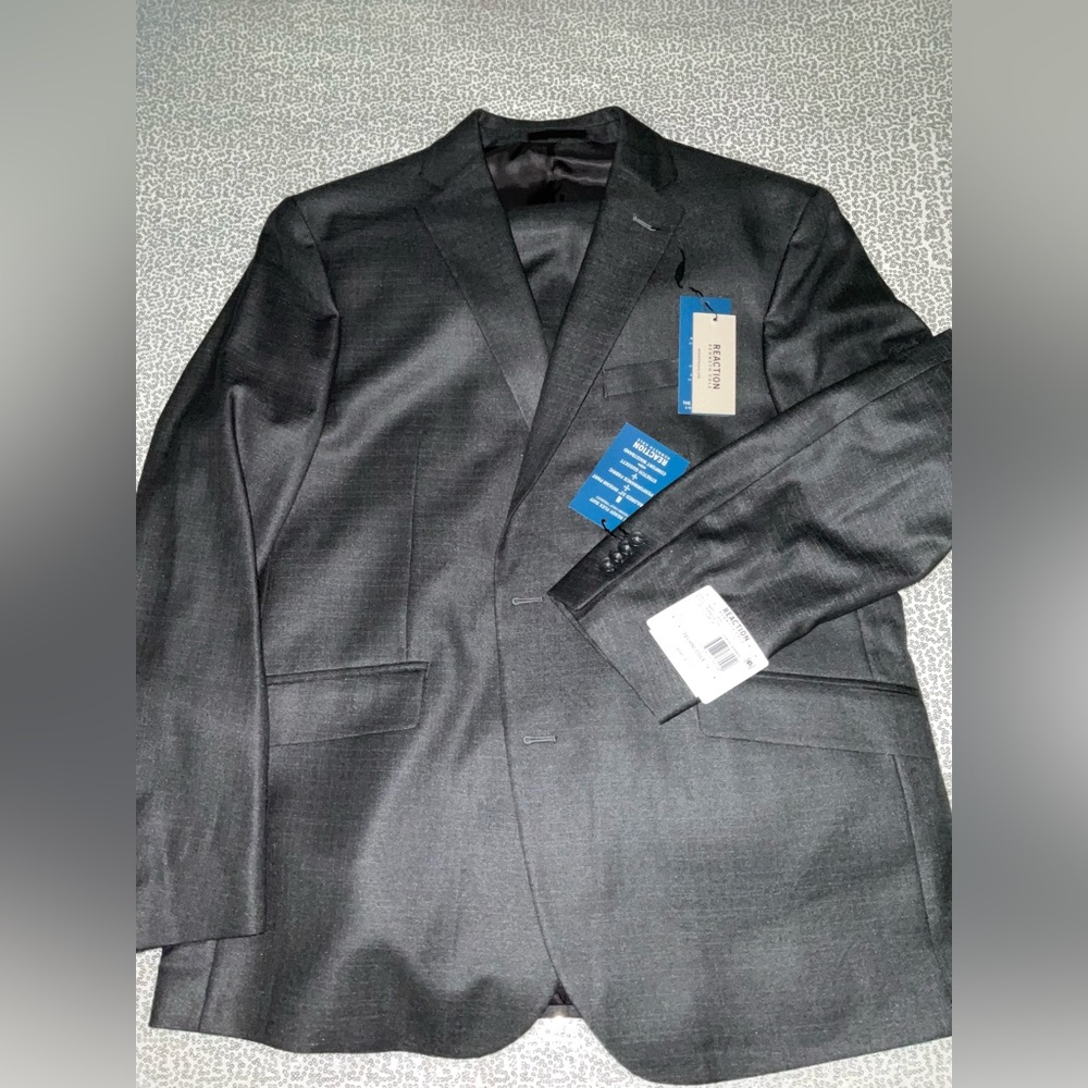 Reaction Kenneth Cole Suit